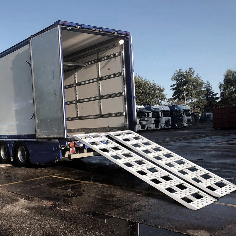 Heavy-Duty Aluminium Loading Ramp – Designed for Strength and Safety